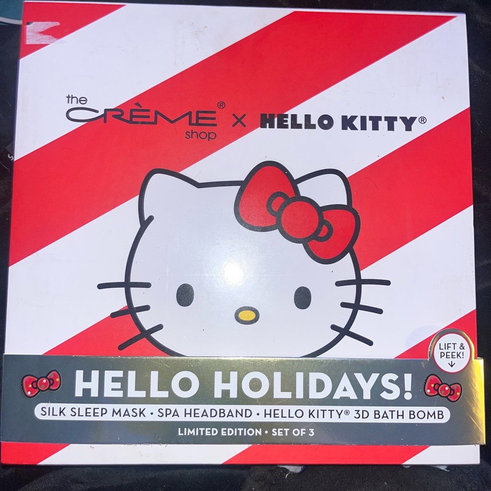 Hello Kitty Festive Bath Set with Red and White Accents